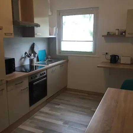 Comfortable 20 Min. To Airport Stuttgart * Metzingen (Tubingen)